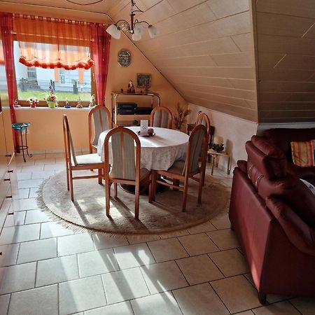 Casa Ulla am Hallenbad Haiger Dış mekan fotoğraf