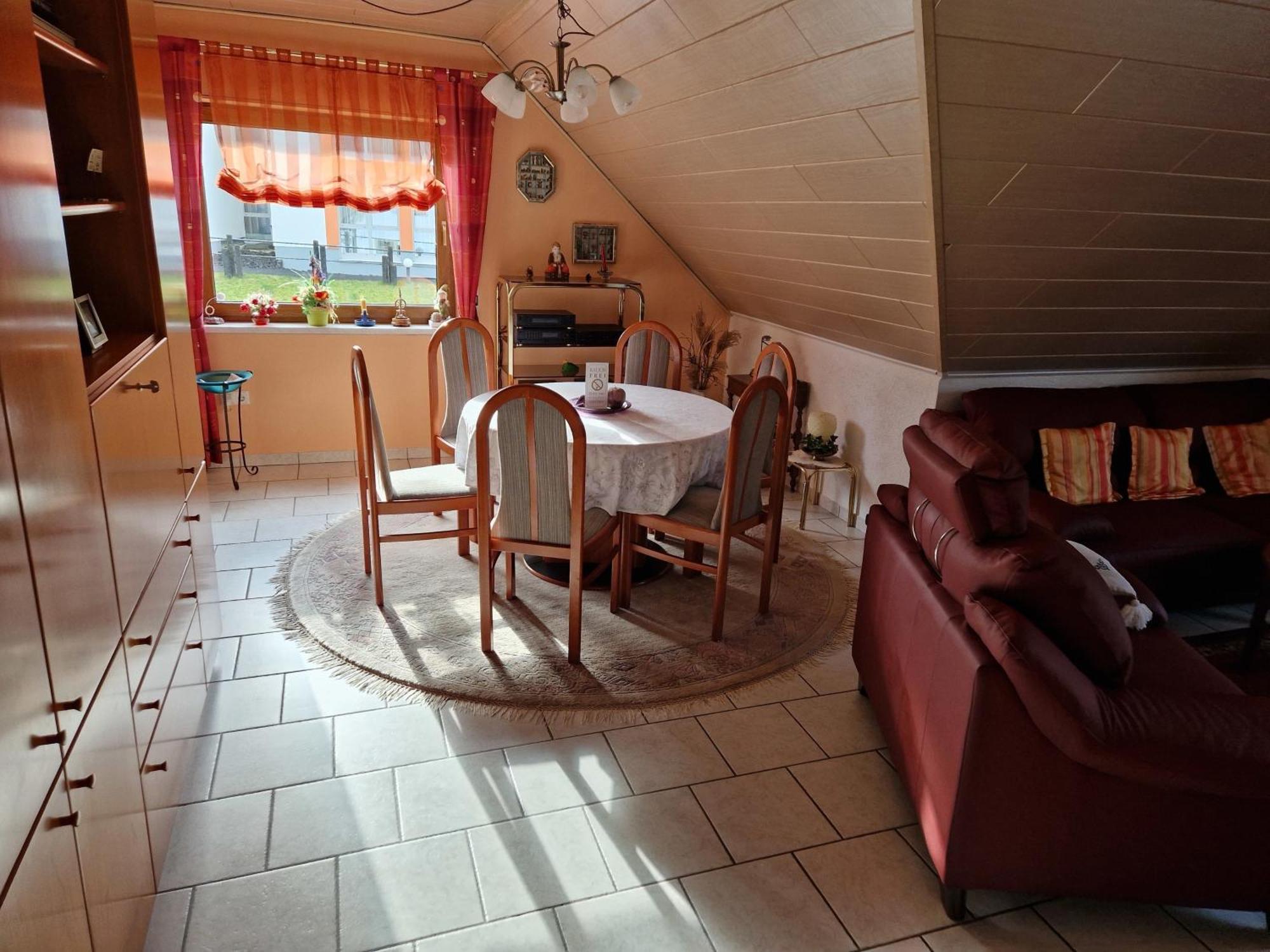 Casa Ulla am Hallenbad Haiger Dış mekan fotoğraf
